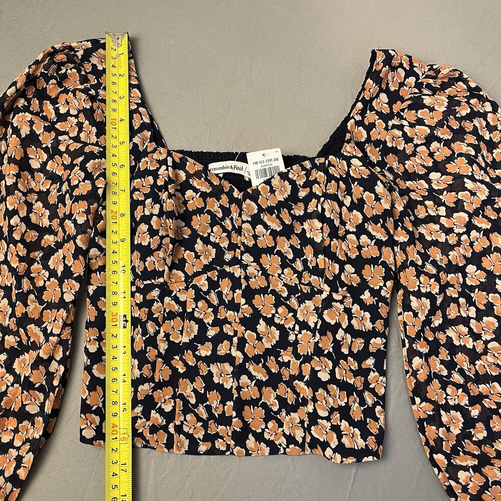 Abercrombie & Fitch XS Floral Sweetheart Puff Long Sleeve Smocked Cropped Top - Picture 5 of 7